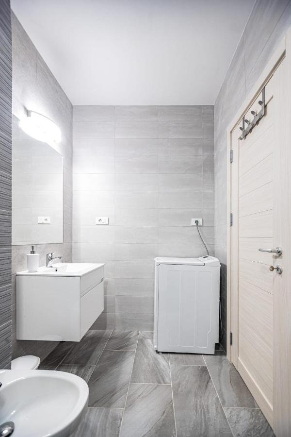 Brigitte Apartment Braşov Buitenkant foto