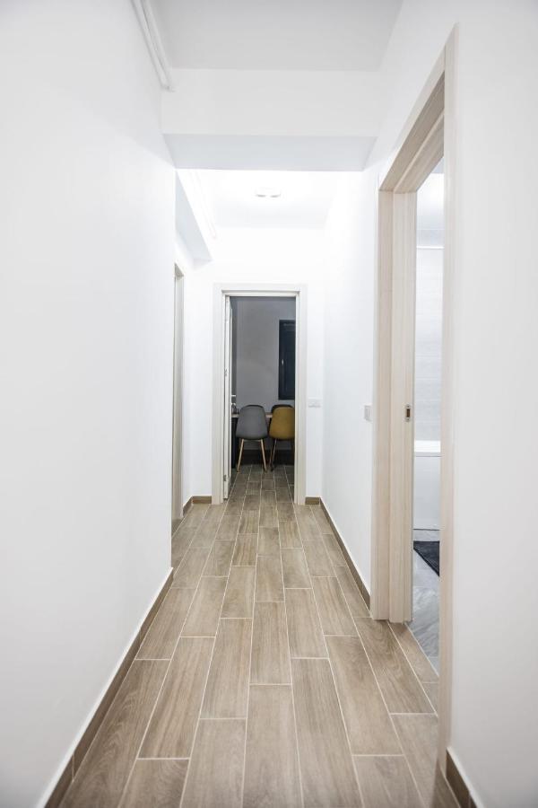 Brigitte Apartment Braşov Buitenkant foto
