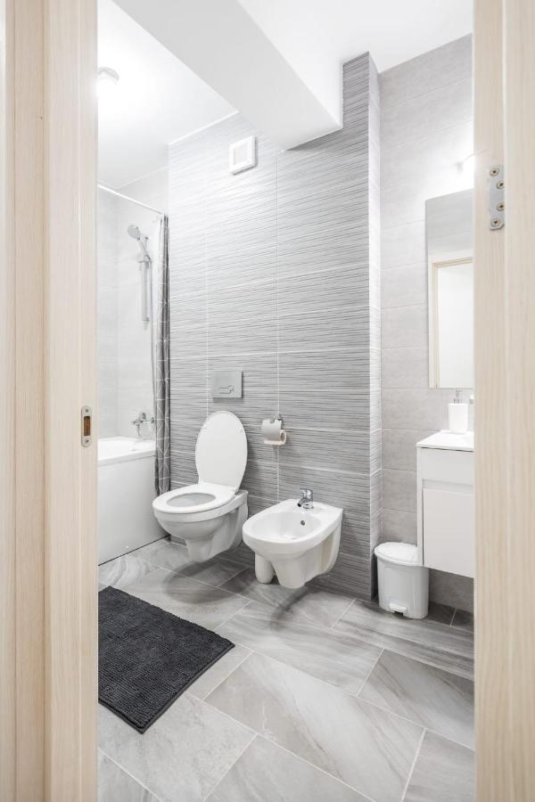 Brigitte Apartment Braşov Buitenkant foto